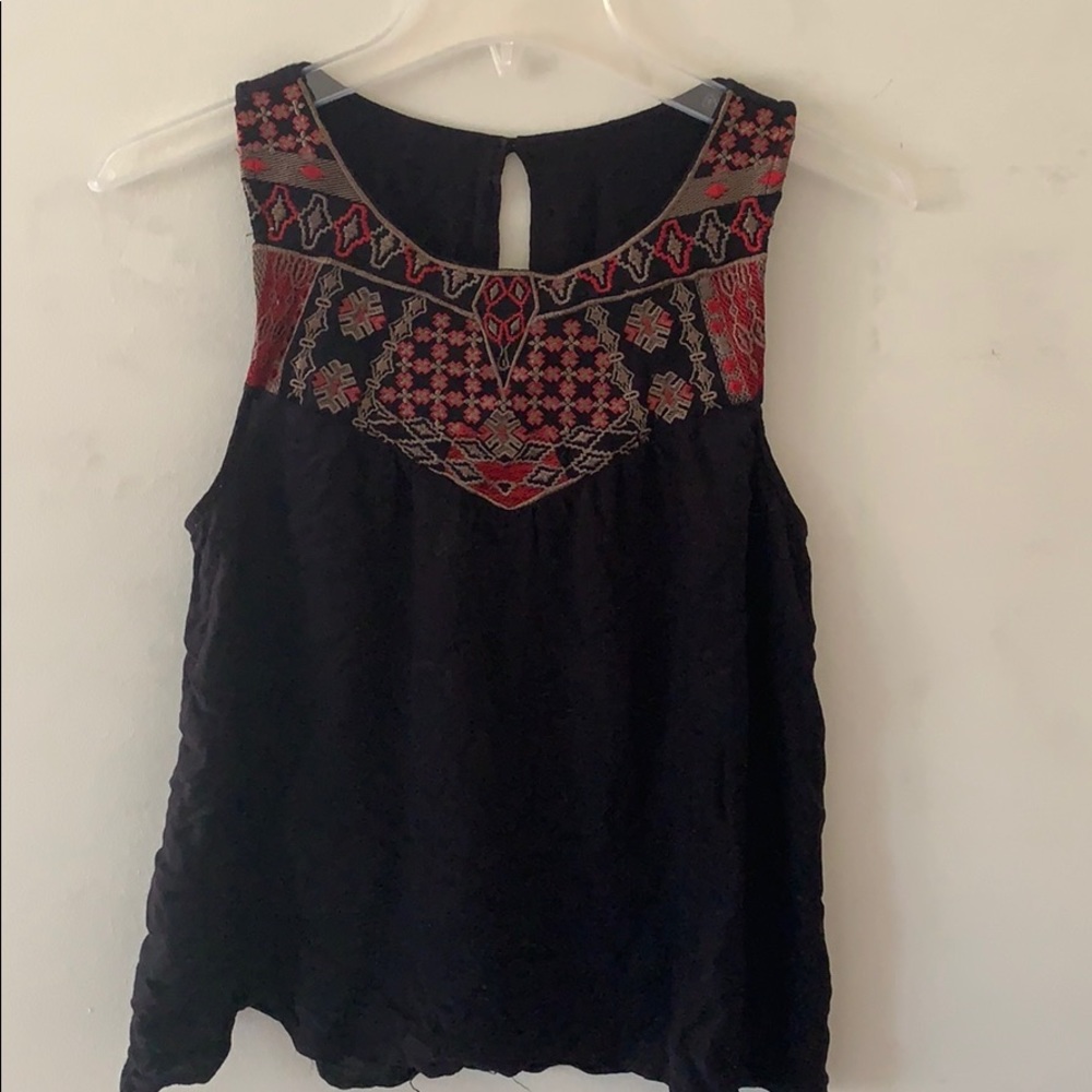 Sleeveless blouse